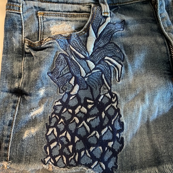 Pineapple embroidered Guess Jean Shorts. Super cute! - Picture 3 of 5
